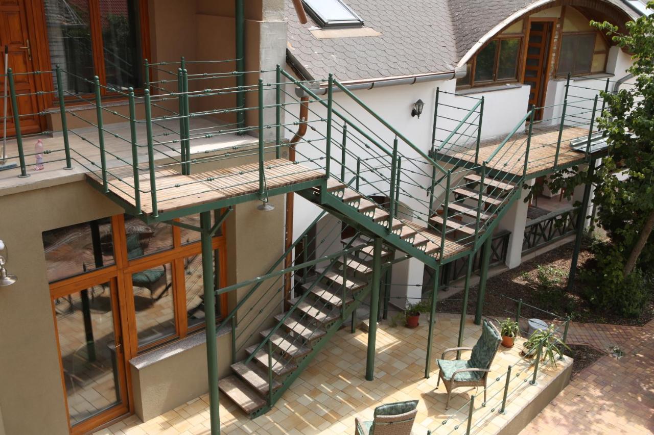 Hunyadi Panzió-Apartman Mako Bagian luar foto