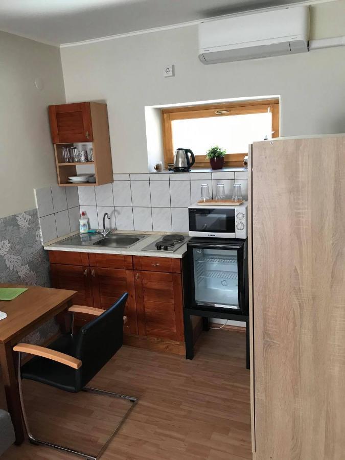 Hunyadi Panzió-Apartman Mako Bagian luar foto
