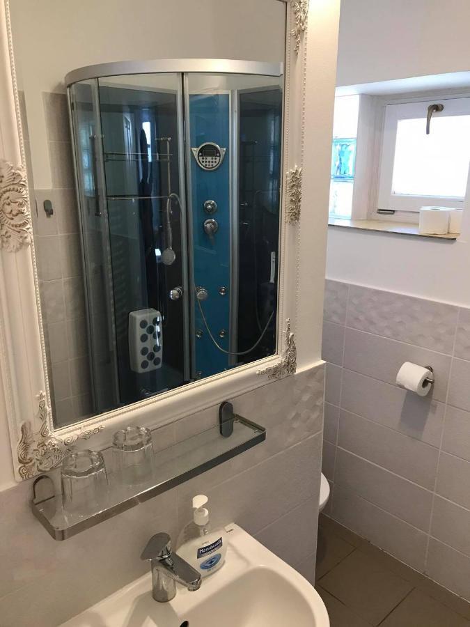 Hunyadi Panzió-Apartman Mako Bagian luar foto