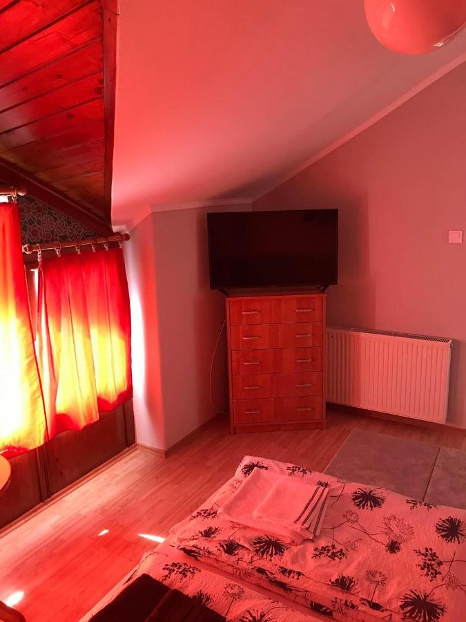 Hunyadi Panzió-Apartman Mako Bagian luar foto