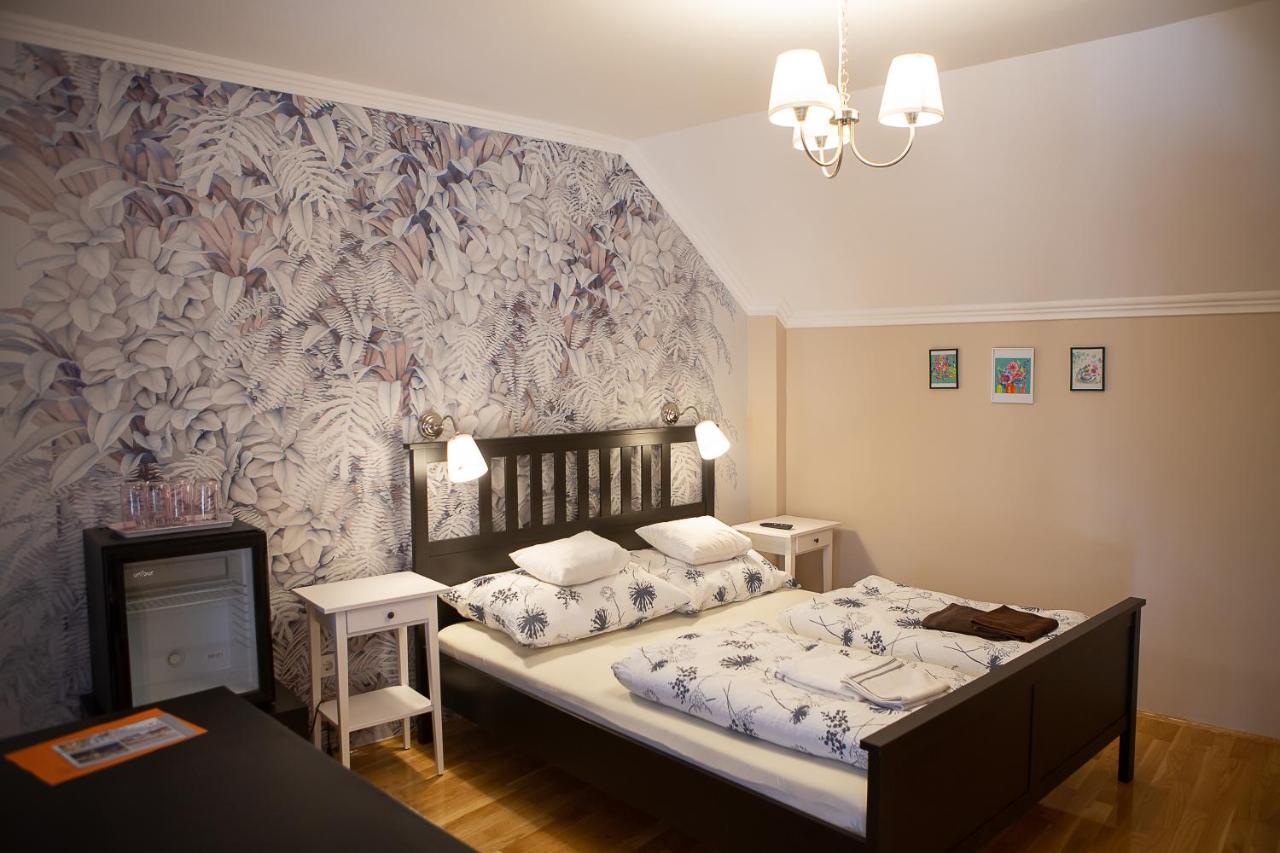 Hunyadi Panzió-Apartman Mako Bagian luar foto