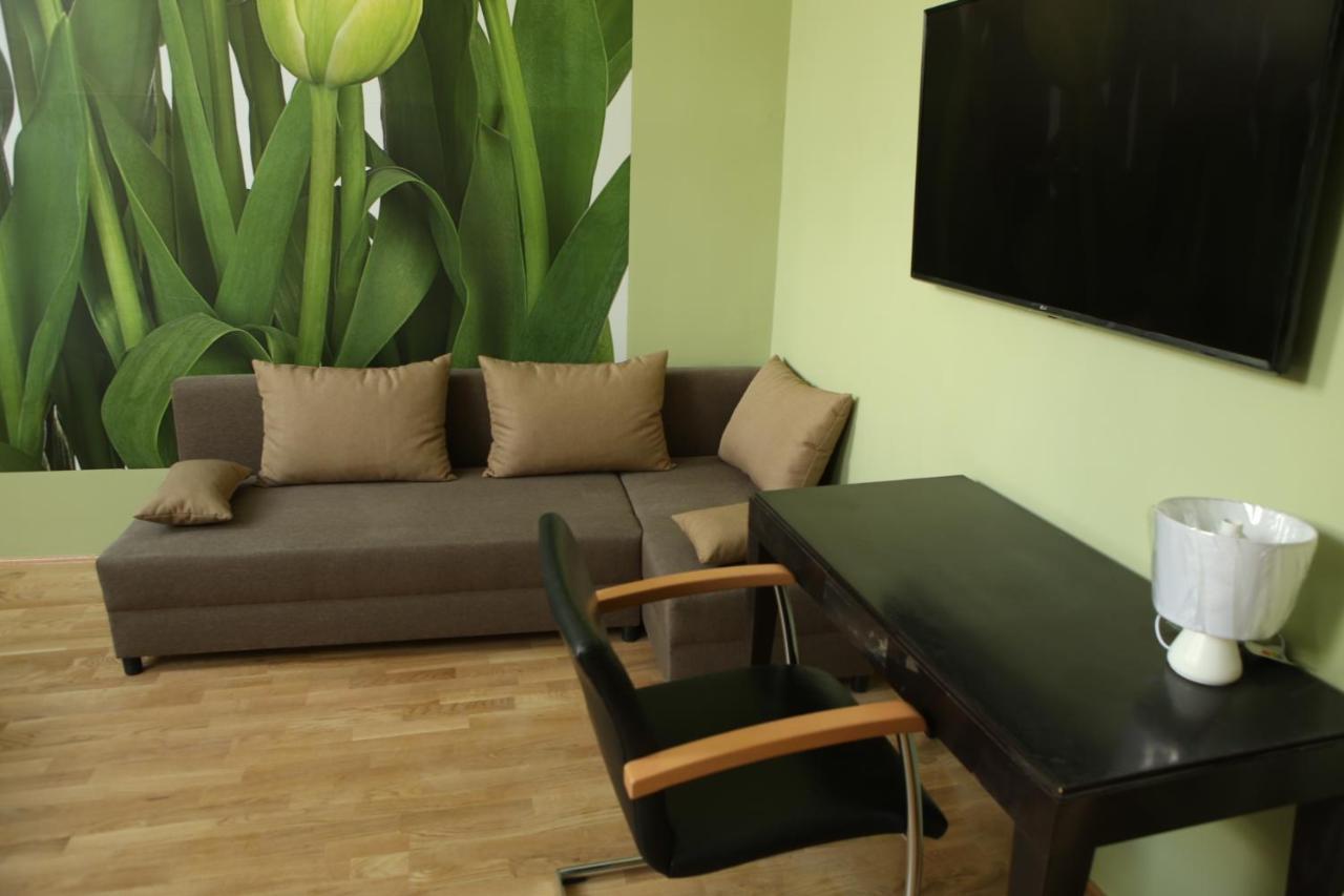 Hunyadi Panzió-Apartman Mako Bagian luar foto